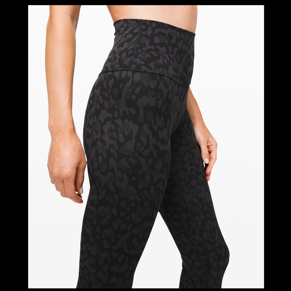 NWT Lululemon Align crop 21 Formation Camo Deep - Picture 5 of 6
